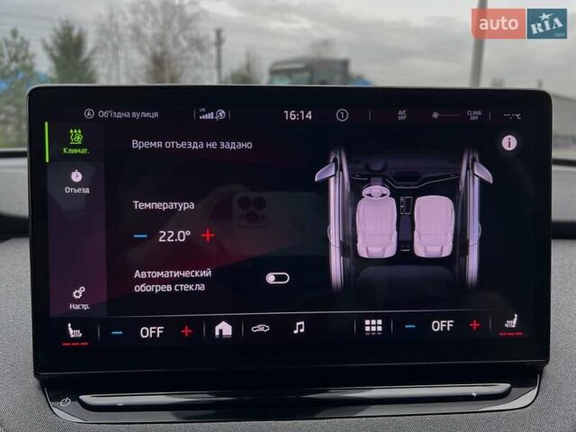 Черный Шкода Enyaq iV, объемом двигателя 0 л и пробегом 2 тыс. км за 27400 $, фото 5 на Automoto.ua