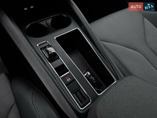 Черный Шкода Enyaq iV, объемом двигателя 0 л и пробегом 160 тыс. км за 18700 $, фото 68 на Automoto.ua