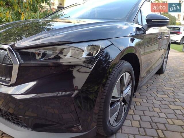 Чорний Шкода Enyaq iV, об'ємом двигуна 0 л та пробігом 52 тис. км за 23500 $, фото 5 на Automoto.ua