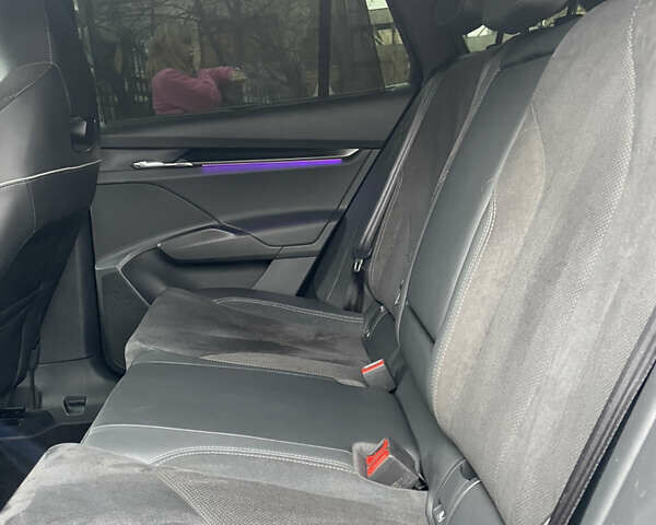 Черный Шкода Enyaq iV, объемом двигателя 0 л и пробегом 28 тыс. км за 38900 $, фото 8 на Automoto.ua