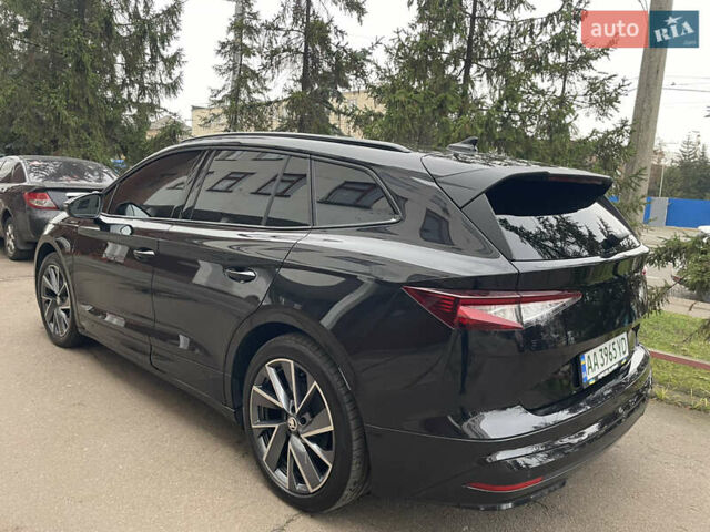 Черный Шкода Enyaq iV, объемом двигателя 0 л и пробегом 28 тыс. км за 38900 $, фото 3 на Automoto.ua