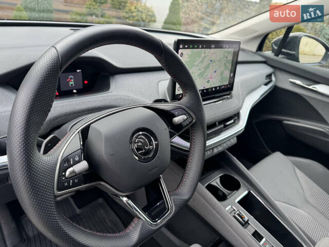 Черный Шкода Enyaq iV, объемом двигателя 0 л и пробегом 10 тыс. км за 33900 $, фото 13 на Automoto.ua
