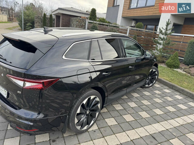 Черный Шкода Enyaq iV, объемом двигателя 0 л и пробегом 10 тыс. км за 33900 $, фото 9 на Automoto.ua