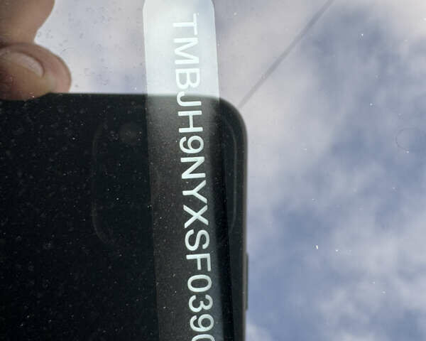 Черный Шкода Enyaq iV, объемом двигателя 0 л и пробегом 10 тыс. км за 33900 $, фото 30 на Automoto.ua