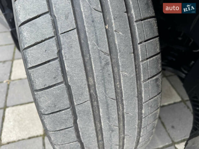 Черный Шкода Enyaq iV, объемом двигателя 0 л и пробегом 10 тыс. км за 33900 $, фото 22 на Automoto.ua