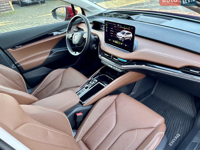 Красный Шкода Enyaq iV, объемом двигателя 0 л и пробегом 35 тыс. км за 23995 $, фото 92 на Automoto.ua