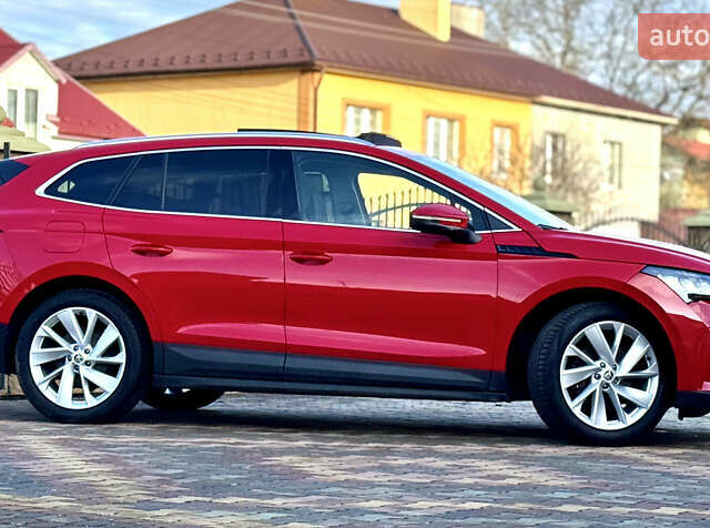 Красный Шкода Enyaq iV, объемом двигателя 0 л и пробегом 35 тыс. км за 23995 $, фото 20 на Automoto.ua