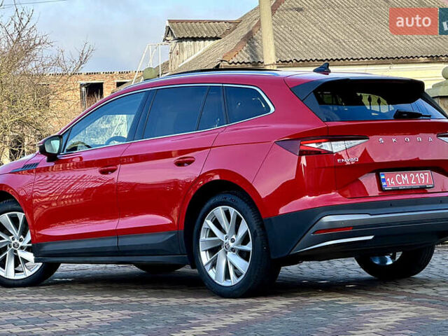 Красный Шкода Enyaq iV, объемом двигателя 0 л и пробегом 35 тыс. км за 23995 $, фото 28 на Automoto.ua