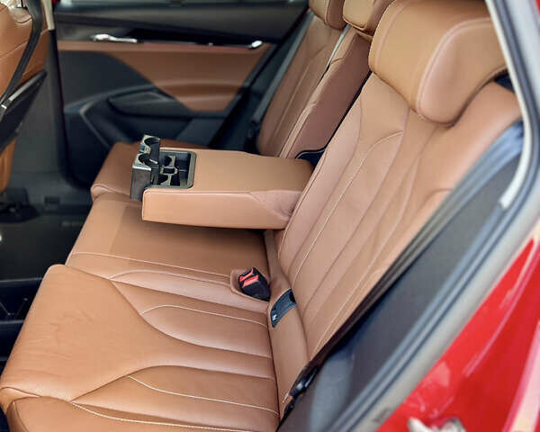 Красный Шкода Enyaq iV, объемом двигателя 0 л и пробегом 35 тыс. км за 23995 $, фото 66 на Automoto.ua