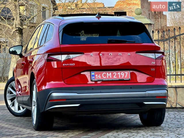 Красный Шкода Enyaq iV, объемом двигателя 0 л и пробегом 35 тыс. км за 23995 $, фото 158 на Automoto.ua