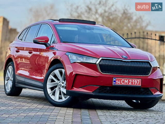 Красный Шкода Enyaq iV, объемом двигателя 0 л и пробегом 35 тыс. км за 23995 $, фото 156 на Automoto.ua