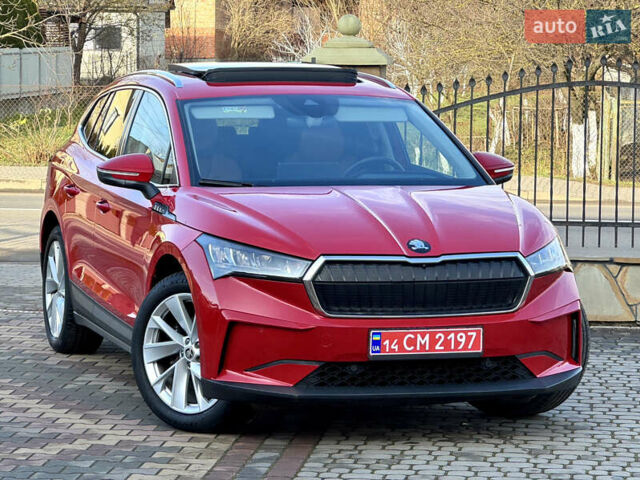 Красный Шкода Enyaq iV, объемом двигателя 0 л и пробегом 35 тыс. км за 23995 $, фото 155 на Automoto.ua
