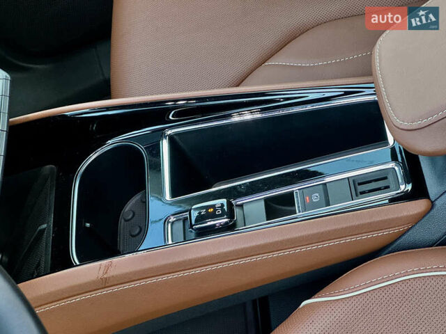 Красный Шкода Enyaq iV, объемом двигателя 0 л и пробегом 35 тыс. км за 23995 $, фото 53 на Automoto.ua