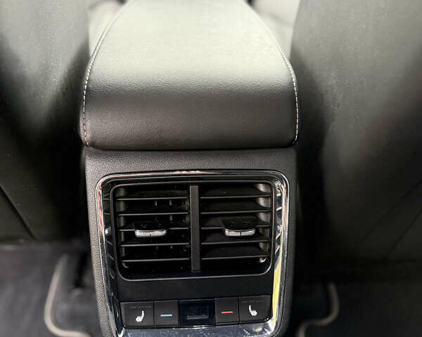 Шкода Enyaq iV, объемом двигателя 0 л и пробегом 179 тыс. км за 21000 $, фото 34 на Automoto.ua