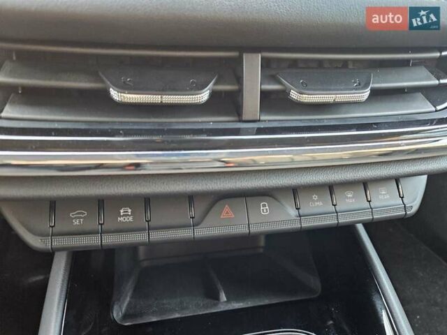 Шкода Enyaq iV, об'ємом двигуна 0 л та пробігом 195 тис. км за 21000 $, фото 12 на Automoto.ua