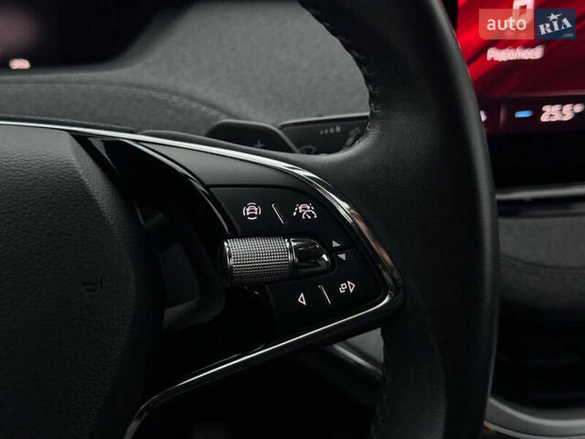 Шкода Enyaq iV, объемом двигателя 0 л и пробегом 100 тыс. км за 26500 $, фото 46 на Automoto.ua