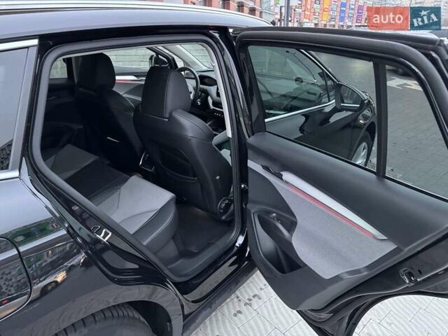 Шкода Enyaq iV, объемом двигателя 0 л и пробегом 52 тыс. км за 27500 $, фото 23 на Automoto.ua