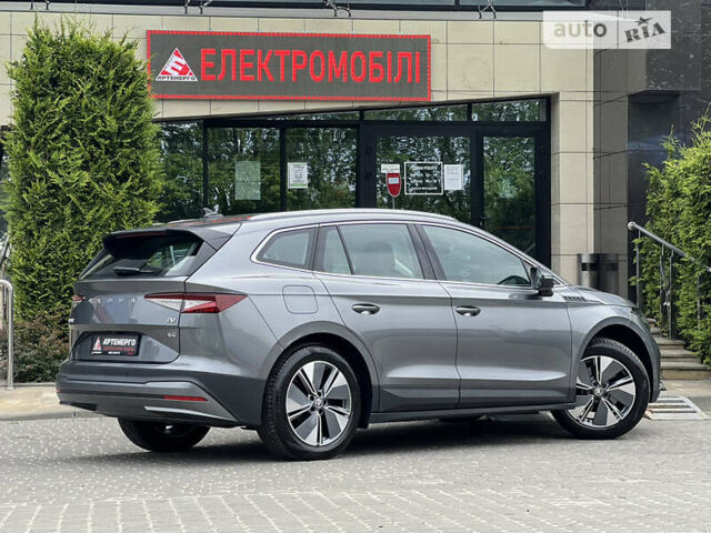 Шкода Enyaq iV, объемом двигателя 0 л и пробегом 2 тыс. км за 39900 $, фото 2 на Automoto.ua