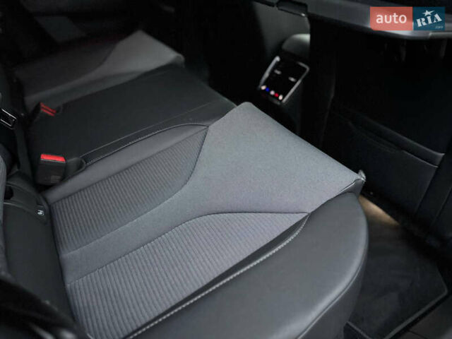 Шкода Enyaq iV, объемом двигателя 0 л и пробегом 100 тыс. км за 26500 $, фото 21 на Automoto.ua