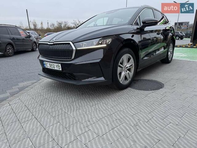 Шкода Enyaq iV, объемом двигателя 0 л и пробегом 52 тыс. км за 27500 $, фото 2 на Automoto.ua
