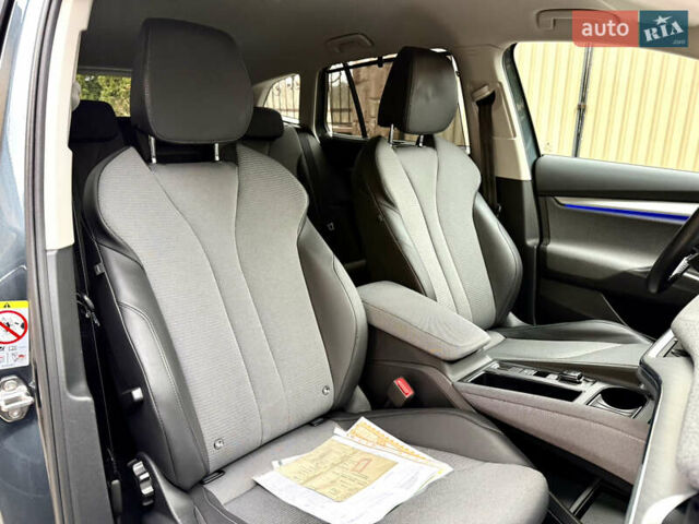 Серый Шкода Enyaq iV, объемом двигателя 0 л и пробегом 190 тыс. км за 21600 $, фото 93 на Automoto.ua