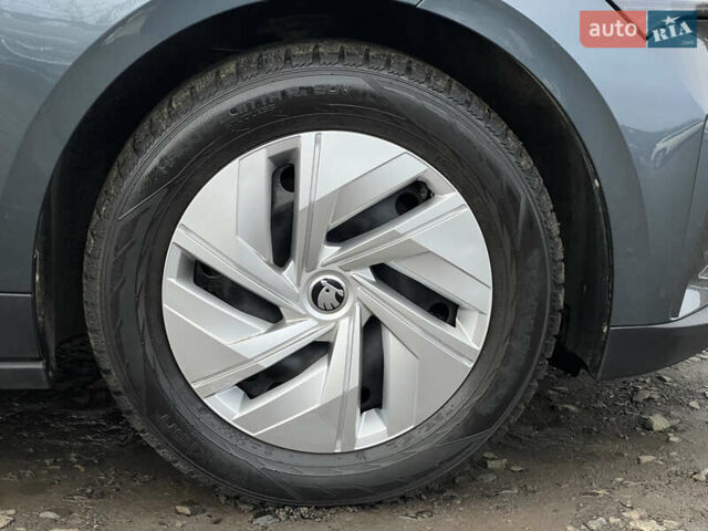 Серый Шкода Enyaq iV, объемом двигателя 0 л и пробегом 65 тыс. км за 22000 $, фото 22 на Automoto.ua