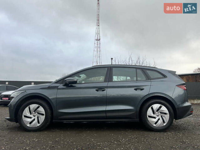 Серый Шкода Enyaq iV, объемом двигателя 0 л и пробегом 65 тыс. км за 22000 $, фото 6 на Automoto.ua