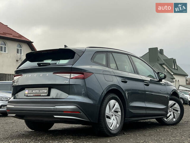 Серый Шкода Enyaq iV, объемом двигателя 0 л и пробегом 65 тыс. км за 22000 $, фото 7 на Automoto.ua