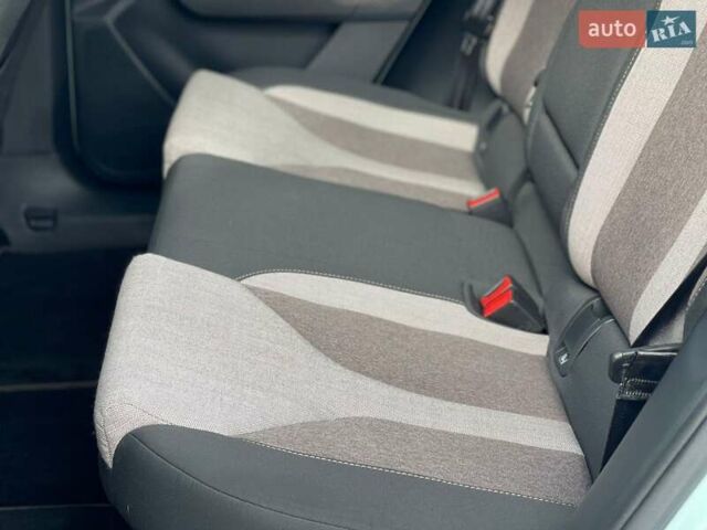 Серый Шкода Enyaq iV, объемом двигателя 0 л и пробегом 34 тыс. км за 22990 $, фото 46 на Automoto.ua