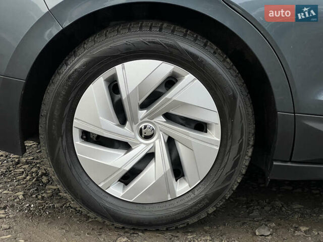 Серый Шкода Enyaq iV, объемом двигателя 0 л и пробегом 65 тыс. км за 22000 $, фото 21 на Automoto.ua