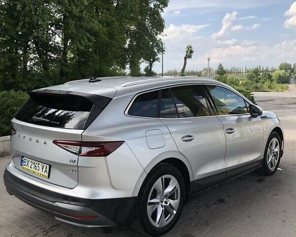Серый Шкода Enyaq iV, объемом двигателя 0 л и пробегом 180 тыс. км за 22999 $, фото 9 на Automoto.ua