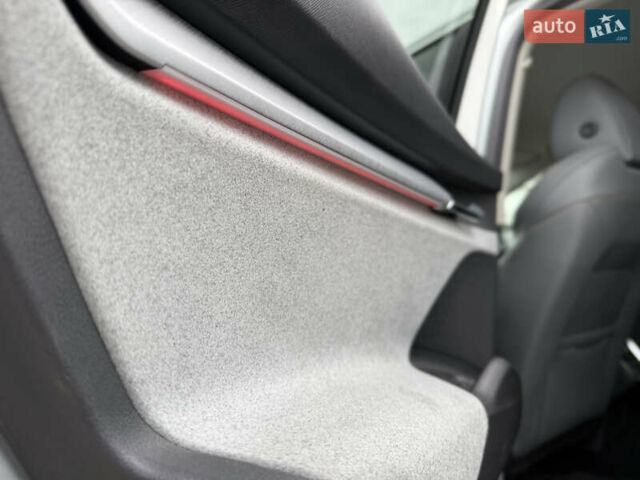 Сірий Шкода Enyaq iV, об'ємом двигуна 0 л та пробігом 190 тис. км за 22500 $, фото 17 на Automoto.ua