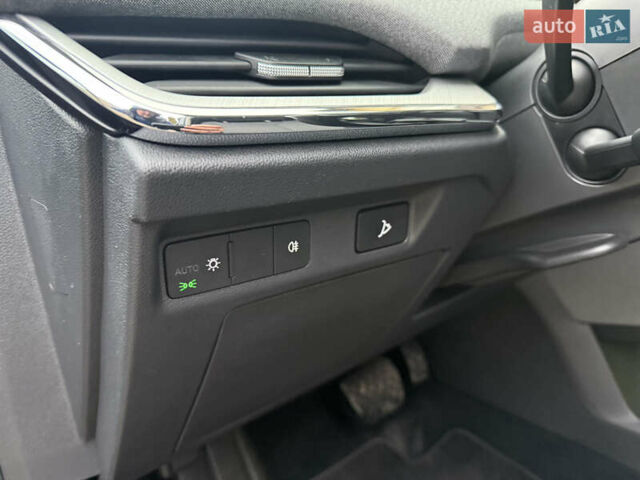 Серый Шкода Enyaq iV, объемом двигателя 0 л и пробегом 190 тыс. км за 21600 $, фото 31 на Automoto.ua