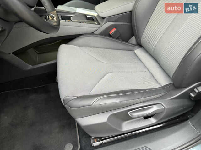 Серый Шкода Enyaq iV, объемом двигателя 0 л и пробегом 190 тыс. км за 21600 $, фото 29 на Automoto.ua