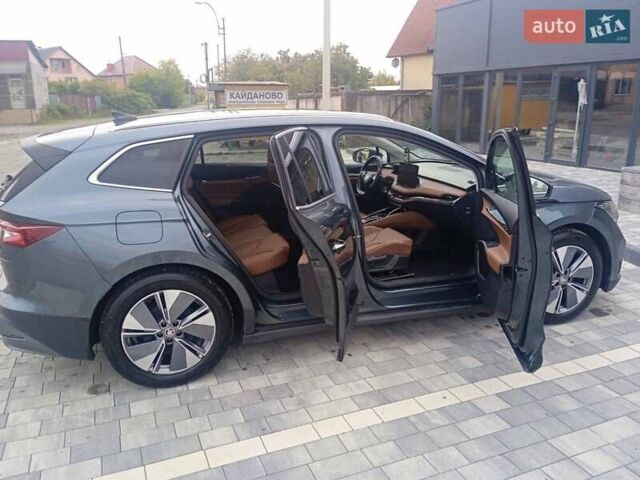 Серый Шкода Enyaq iV, объемом двигателя 0 л и пробегом 130 тыс. км за 27600 $, фото 5 на Automoto.ua