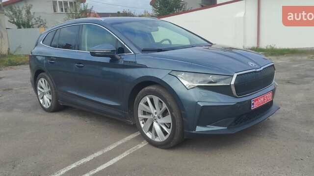 Серый Шкода Enyaq iV, объемом двигателя 0 л и пробегом 256 тыс. км за 20900 $, фото 6 на Automoto.ua