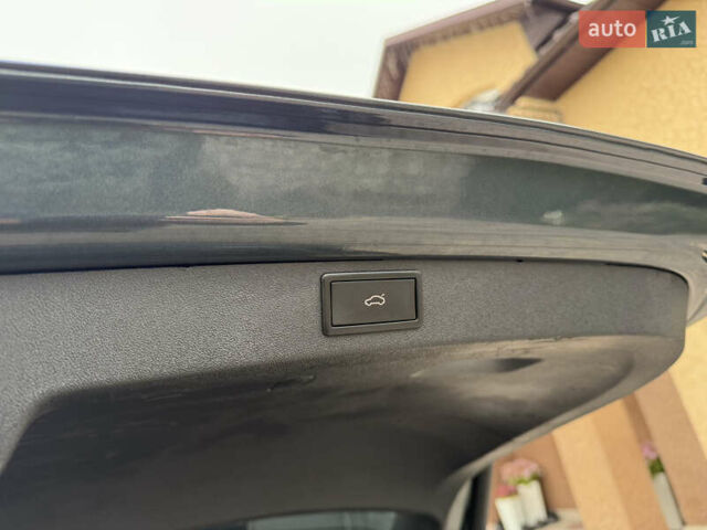 Серый Шкода Enyaq iV, объемом двигателя 0 л и пробегом 190 тыс. км за 21600 $, фото 74 на Automoto.ua