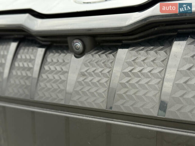 Сірий Шкода Enyaq iV, об'ємом двигуна 0 л та пробігом 190 тис. км за 22500 $, фото 22 на Automoto.ua