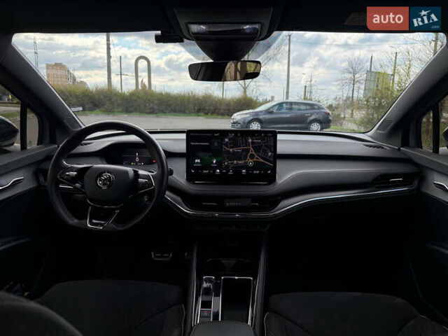 Серый Шкода Enyaq iV, объемом двигателя 0 л и пробегом 99 тыс. км за 26500 $, фото 49 на Automoto.ua