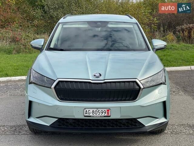 Серый Шкода Enyaq iV, объемом двигателя 0 л и пробегом 34 тыс. км за 22990 $, фото 10 на Automoto.ua