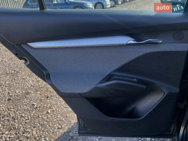 Серый Шкода Enyaq iV, объемом двигателя 0 л и пробегом 65 тыс. км за 22000 $, фото 33 на Automoto.ua