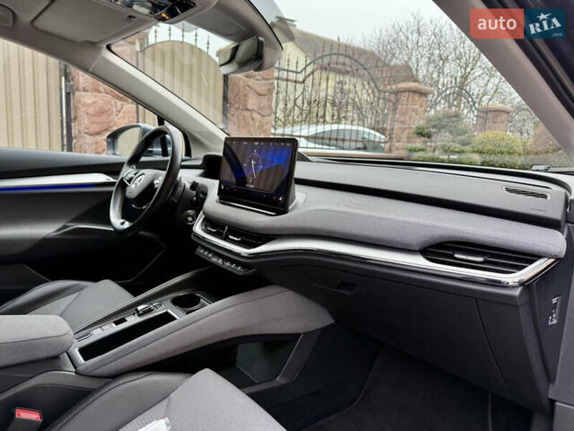 Серый Шкода Enyaq iV, объемом двигателя 0 л и пробегом 190 тыс. км за 21600 $, фото 94 на Automoto.ua