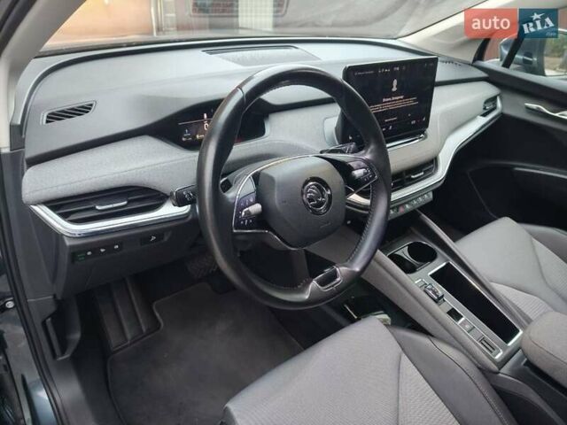 Серый Шкода Enyaq iV, объемом двигателя 0 л и пробегом 256 тыс. км за 20900 $, фото 13 на Automoto.ua