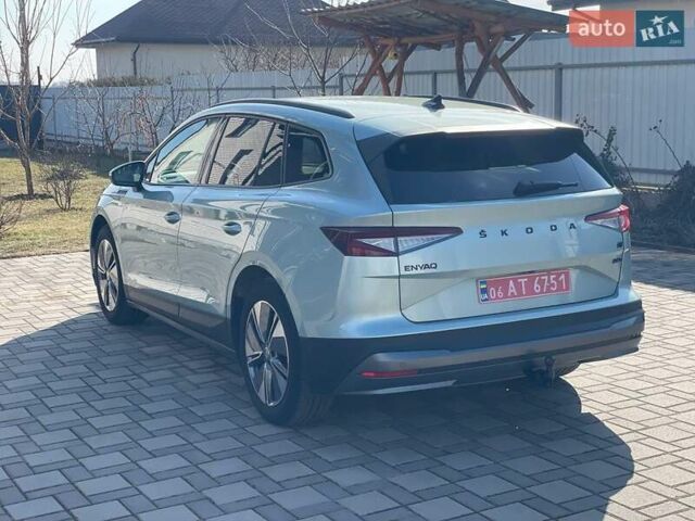 Серый Шкода Enyaq iV, объемом двигателя 0 л и пробегом 118 тыс. км за 21499 $, фото 9 на Automoto.ua