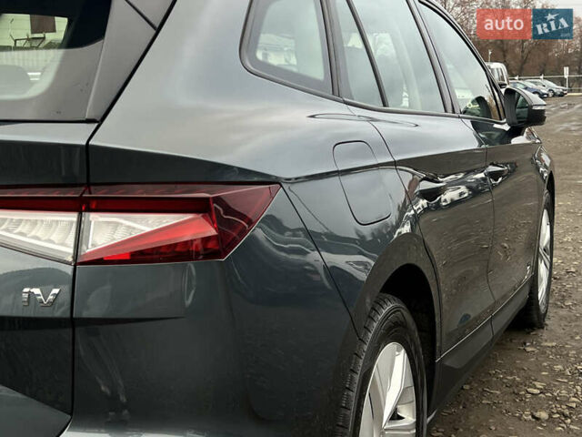 Серый Шкода Enyaq iV, объемом двигателя 0 л и пробегом 65 тыс. км за 22000 $, фото 12 на Automoto.ua