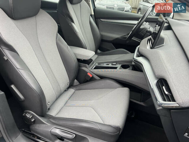 Серый Шкода Enyaq iV, объемом двигателя 0 л и пробегом 65 тыс. км за 22000 $, фото 42 на Automoto.ua