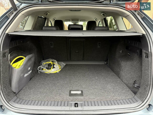 Серый Шкода Enyaq iV, объемом двигателя 0 л и пробегом 190 тыс. км за 21600 $, фото 75 на Automoto.ua
