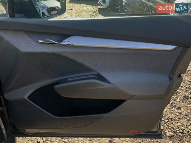 Серый Шкода Enyaq iV, объемом двигателя 0 л и пробегом 65 тыс. км за 22000 $, фото 47 на Automoto.ua