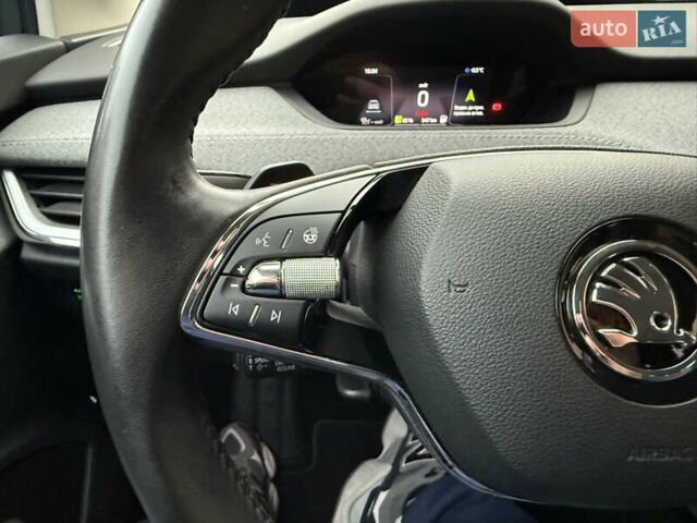 Серый Шкода Enyaq iV, объемом двигателя 0 л и пробегом 190 тыс. км за 21600 $, фото 36 на Automoto.ua