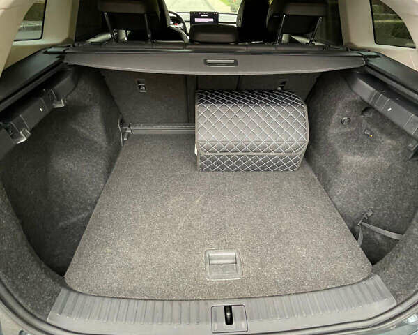 Сірий Шкода Enyaq iV, об'ємом двигуна 0 л та пробігом 62 тис. км за 27500 $, фото 9 на Automoto.ua